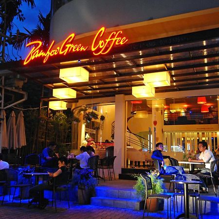 Bamboo Green Riverside Hotel Da Nang Exterior foto