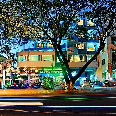 Bamboo Green Riverside Hotel Da Nang Exterior foto